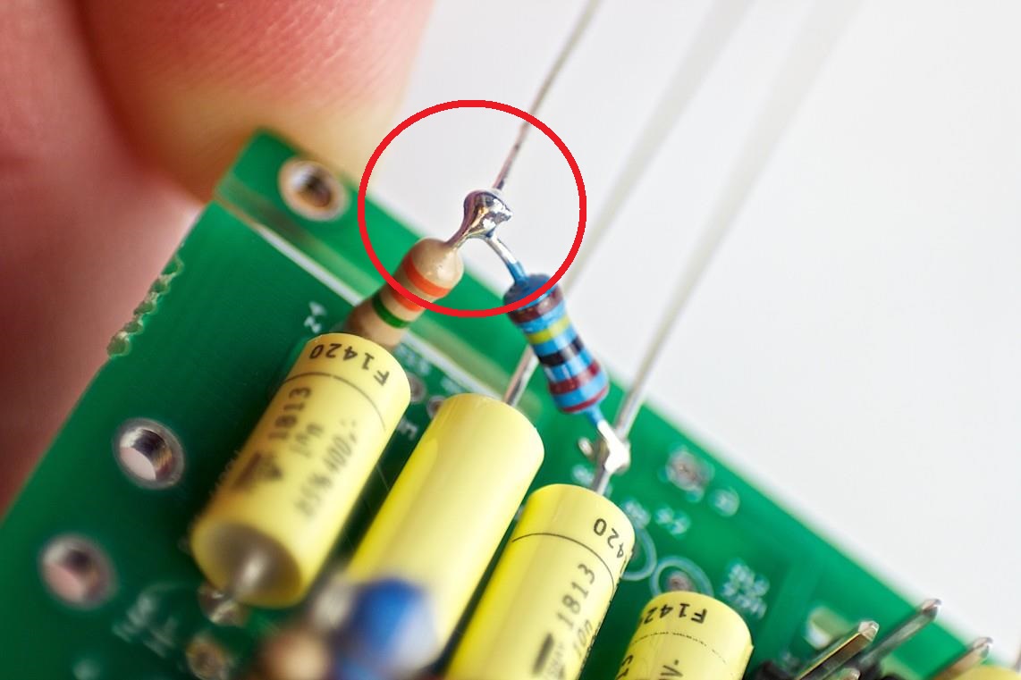Installing resistors R13 and R15