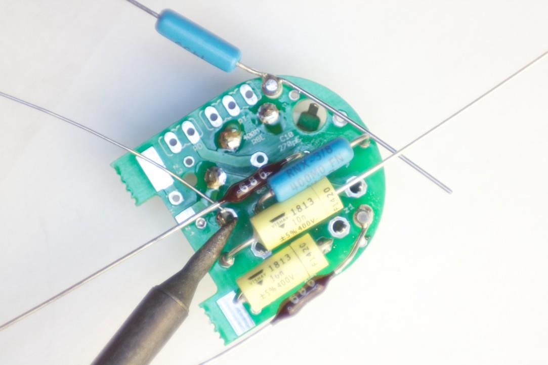 EF86 9-pin noval tube socket installed on tube PCB