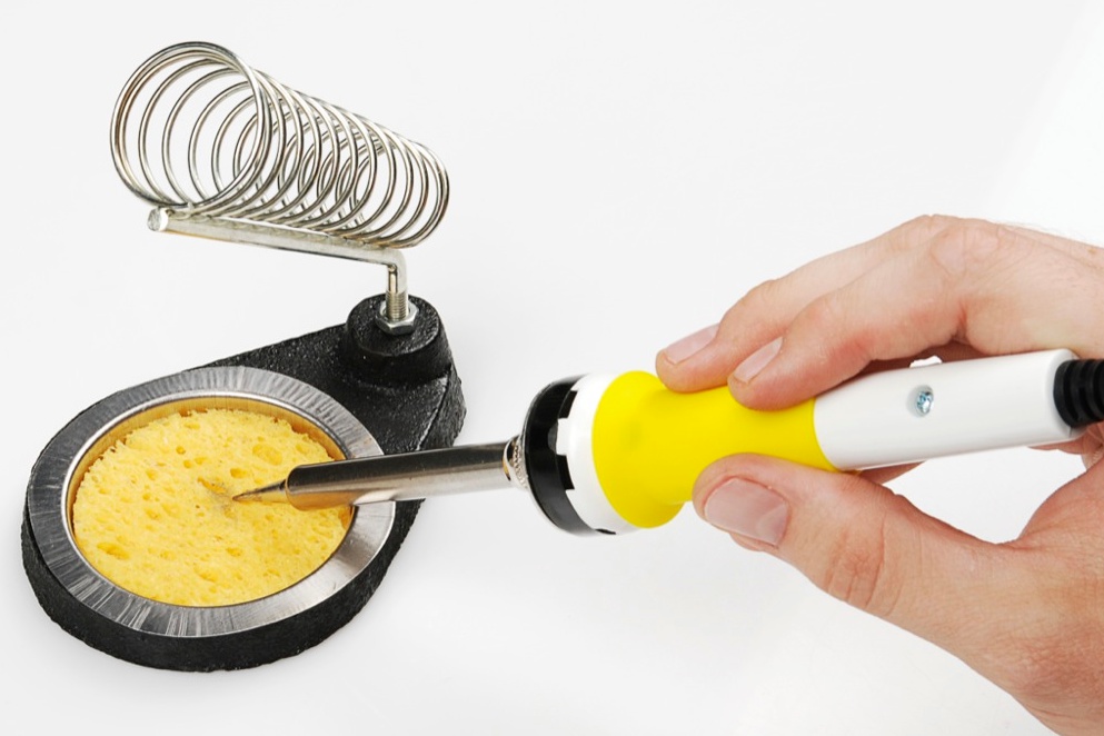 Temperature-controlled soldering iron